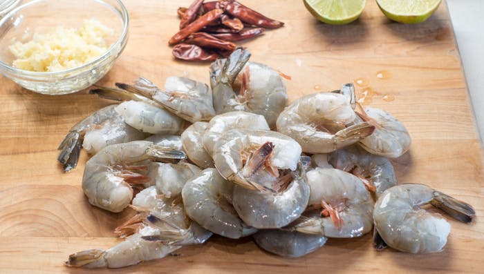 How to Thaw Shrimp in 20 minutes
