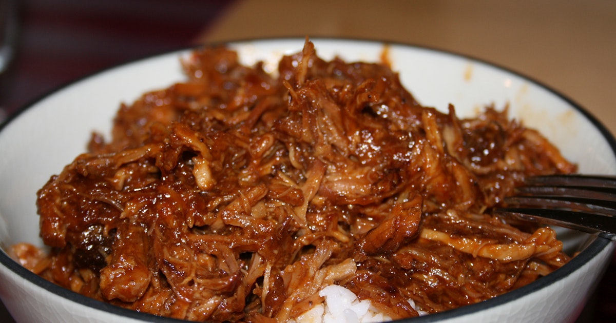 Https%3a%2f%2fcrowdcow uploads.imgix.net%2fpicture%2fproduction%2fi166d8829%2fpulled pork over rice.jpg%3fw%3d1200%26h%3d630%26fit%3dcrop%26crop%3dfocalpoint%26fm%3djpg?ixlib=rails 2.1