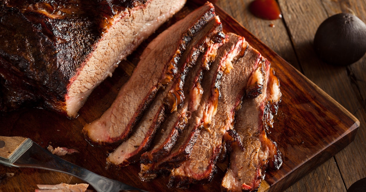 Https%3a%2f%2fcrowdcow uploads.imgix.net%2fpicture%2fproduction%2fi6c46f3q8%2fbbq brisket.jpg%3fw%3d1200%26h%3d630%26fit%3dcrop%26crop%3dfocalpoint%26fm%3djpg?ixlib=rails 2.1