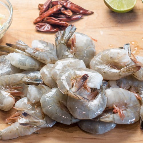 How to Thaw Shrimp in 20 minutes