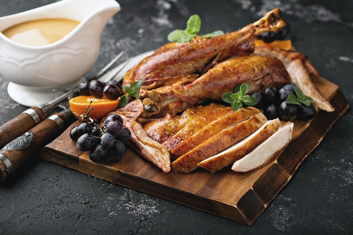 Turkey_Holiday_Carving